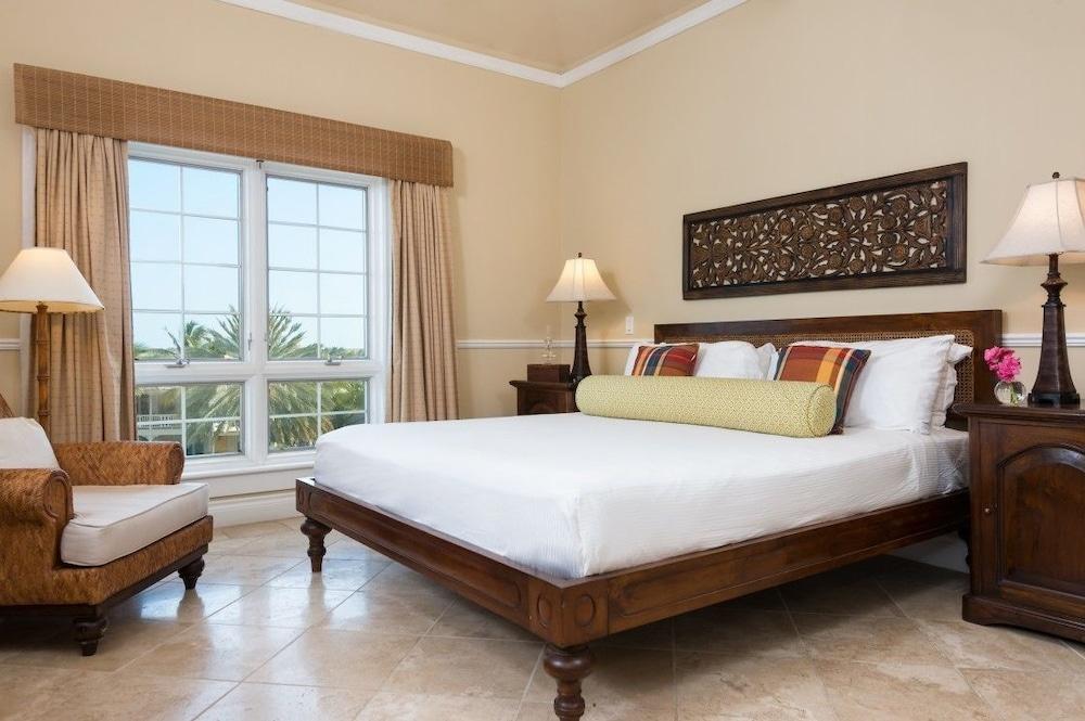 Point Grace Hotel Grace Bay Buitenkant foto