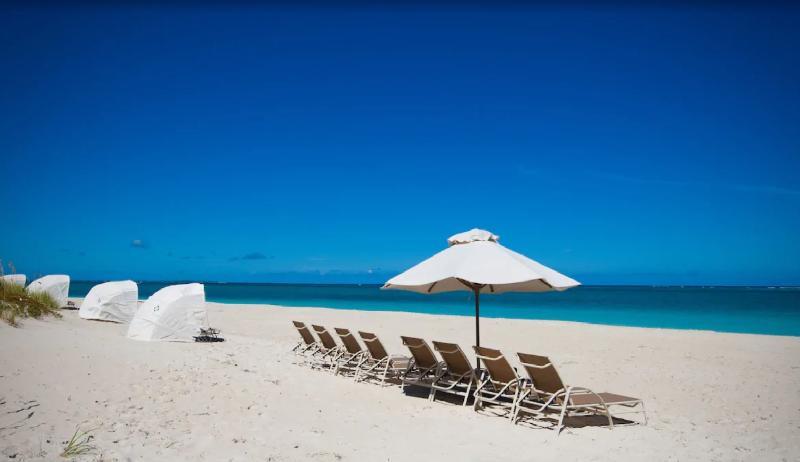 Point Grace Hotel Grace Bay Buitenkant foto